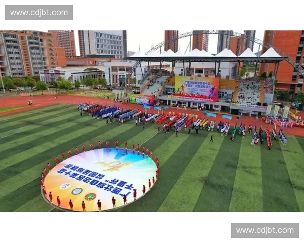 围绕大学足球联赛直播探索校园体育传播创新发展路径与实践模式